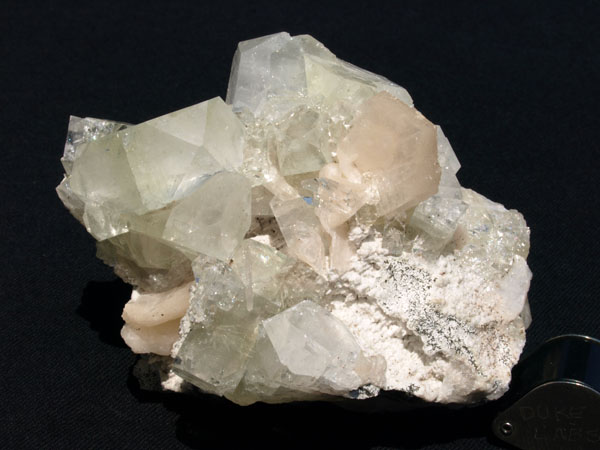 P006_Apophyllite-Stilbite_Nasik_India