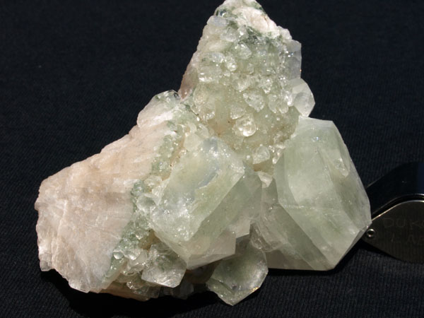 P013_Apophyllite-Stilbite_Nasik_India