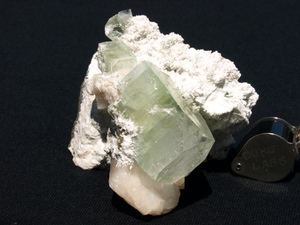 P040_Apophyllite-Stilbite_Nasik_India