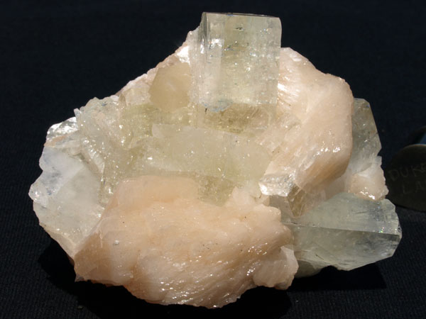 P043_Apophyllite-Stilbite_Nasik_India
