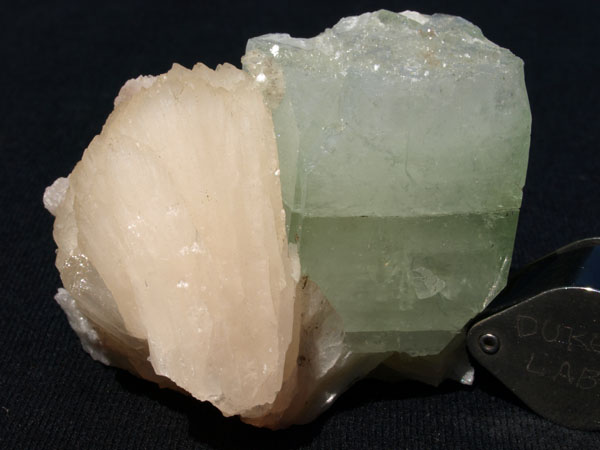 P092b_Apophyllite-Stilbite_Jalgaon_India