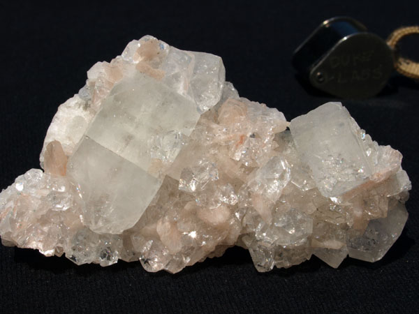 P102_Apophyllite-Stilbite_Jalgaon_India