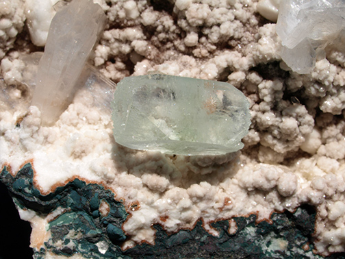 %_tempFileName0319a_Apophyllite_Bombay_India%