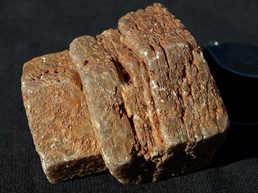 %_tempFileName0817_Corundum_Africa%