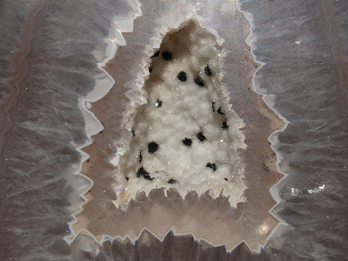 %_tempFileName0870a_Agate_Brazil%