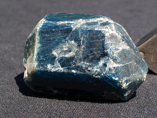 %_tempFileName0980a_Apatite_MinasGerais_Brazil%