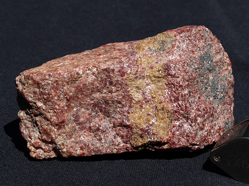 %_tempFileName1025a-2_Willemite_FranklinMine_Franklin_NJ_USA%