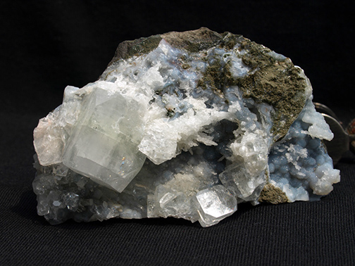 %_tempFileName1059a_Apophyllite,%20Chalcedony_Poona_India%