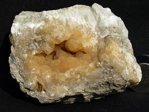 %_tempFileName1090a_Calcite_Boron_CA_USA%