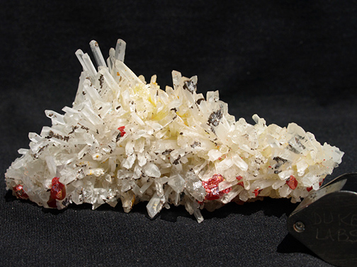 %_tempFileName1183a_Realgar,%20Quartz_Peru%
