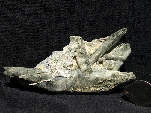 %_tempFileName1218a_Quartz_Laba_GaneshHimal_Nepal%