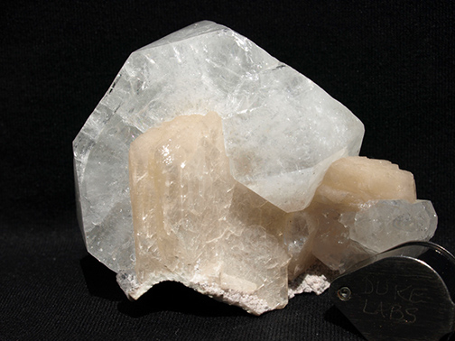 %_tempFileName1612a_Apophyllite,%20Stilbite_Poona_India%