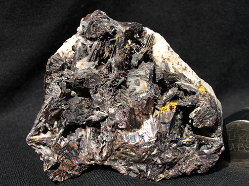 %_tempFileName1653a_Huebnerite_YukonMine_Silverton_CO_USA%