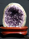 %_tempFileName0509a_AmethystGeode_Diamentina_Brazil%