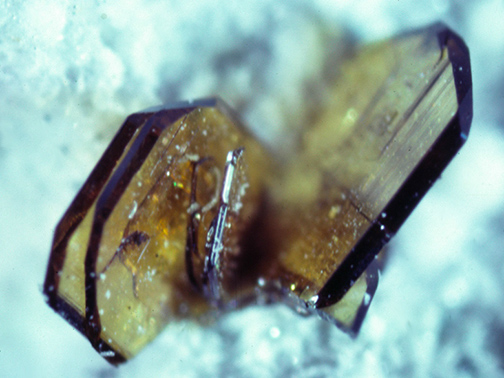 %_tempFileNameFayalite_MtVesuviusItalyCrop%