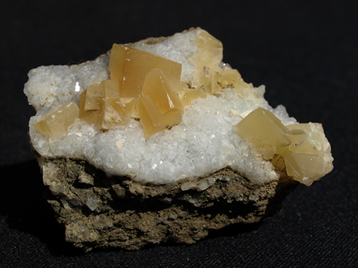 %_tempFileName2687_Calcite_GopherValleyQuarry_Sheridan_YamhillCo_OR_USA%