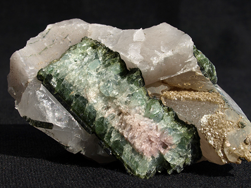 %_tempFileName2933_Tourmaline%20var%20Watermelon_MinasGerais_Brazil%