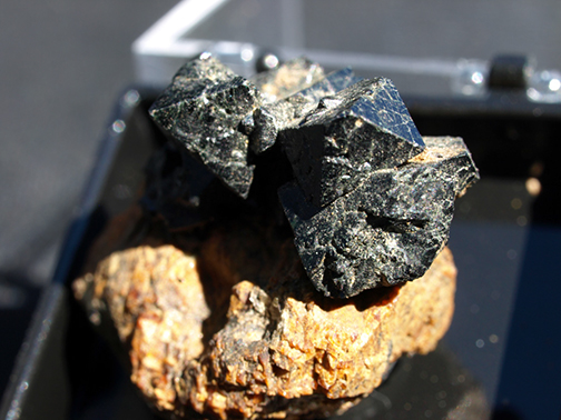 %_tempFileName3050-2_Spinel_RheinPropertyMine_Amity_NY_USA.%