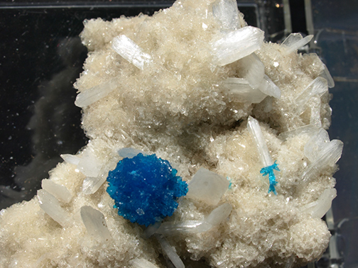 %_tempFileName3067-2_Cavansite,%20Stilbite_WagholiQuarry_nrPoona_India%