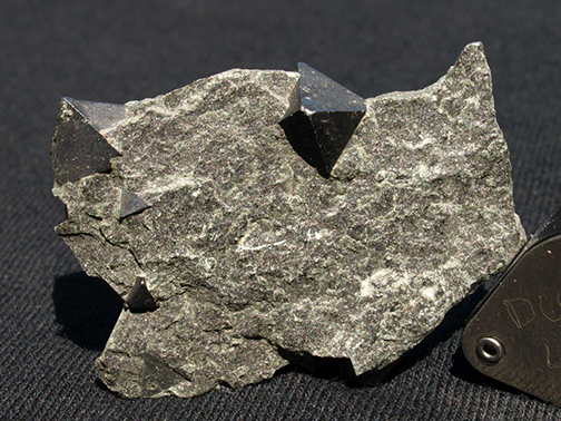 %_tempFileName3131a_Magnetite_Salzburg_Austria%