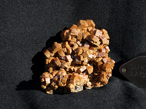 %_tempFileName3187a_Vanadinite_AcifMine_Mibladen_Morocco%
