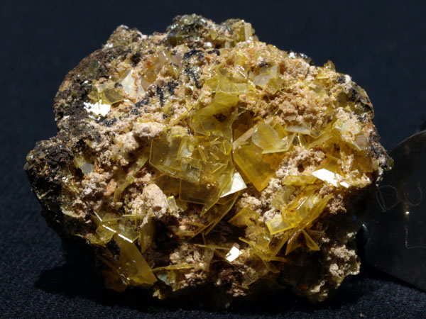 2140a_Wulfenite_Mexico